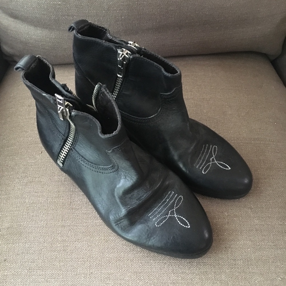 SOLD Golden Goose Viand Black Ankle Boots 37 NWT - Picture 4 of 8